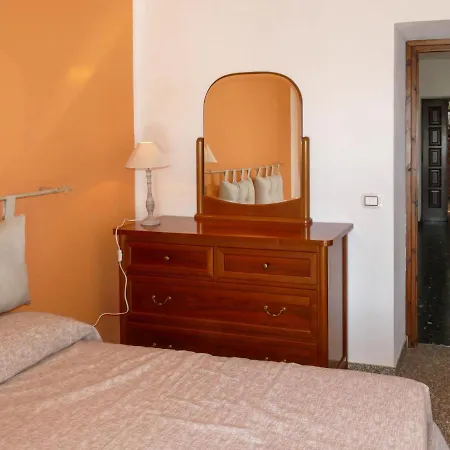 Locazione Turistica Iolanda Ranzo-Borgo